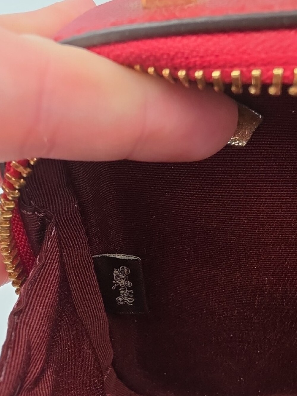 Coach X Disney Collab Cruela Limited Edition Lunch Box Small Crossbody (NWOT)❤️✨ - Picture 12 of 16